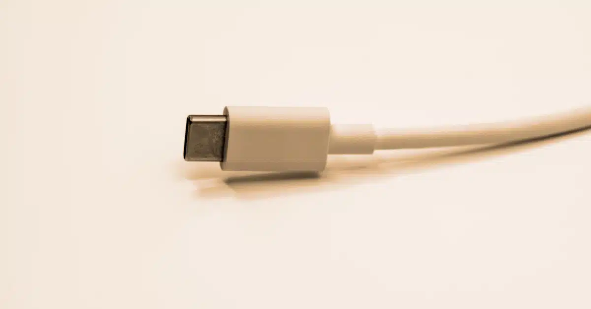 Juicejacking revisited: Should you charge your phone at the airport?